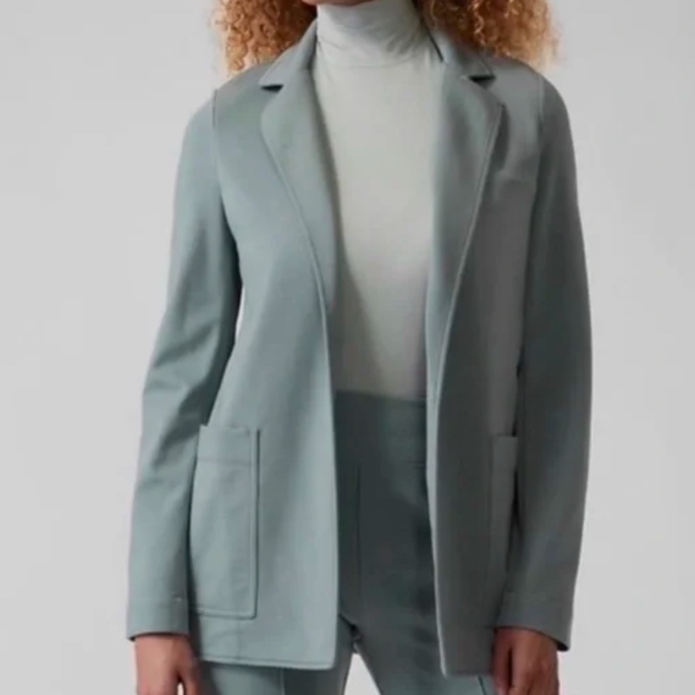 Athleta Eastbound Open Front Ponte  Blaze